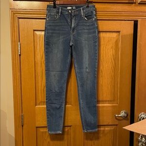 Old Navy Women's Skinny Jeans in Classic Blue